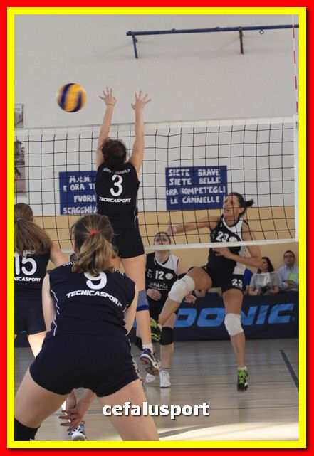 150523 volley 262_tn.jpg